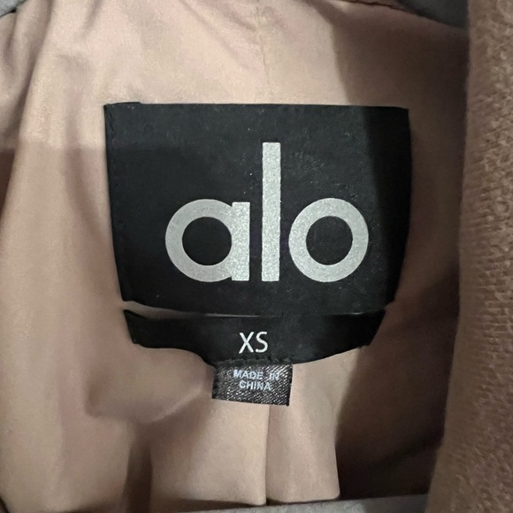 Alo Trench Coat - Picture 4 of 4